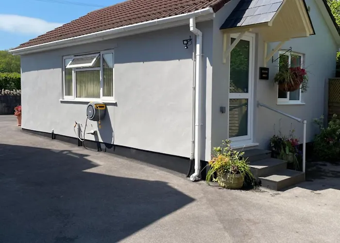 Leylands Annexe